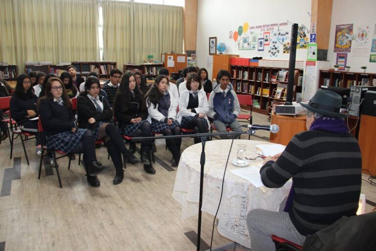 2018LECTURAYTALLERPOETAOMARLARA(3)